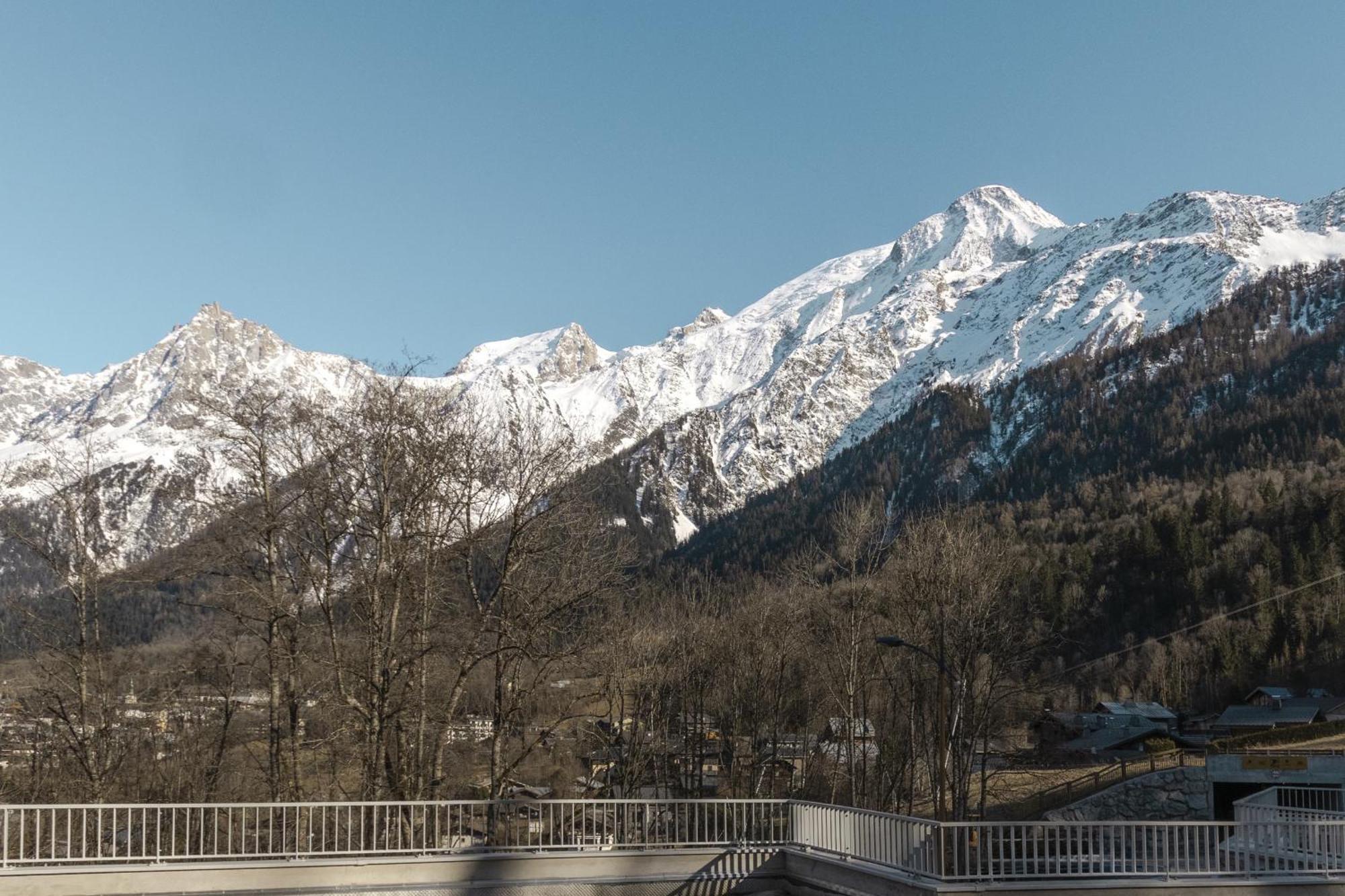 The Bear Apartment Les Houches Bagian luar foto