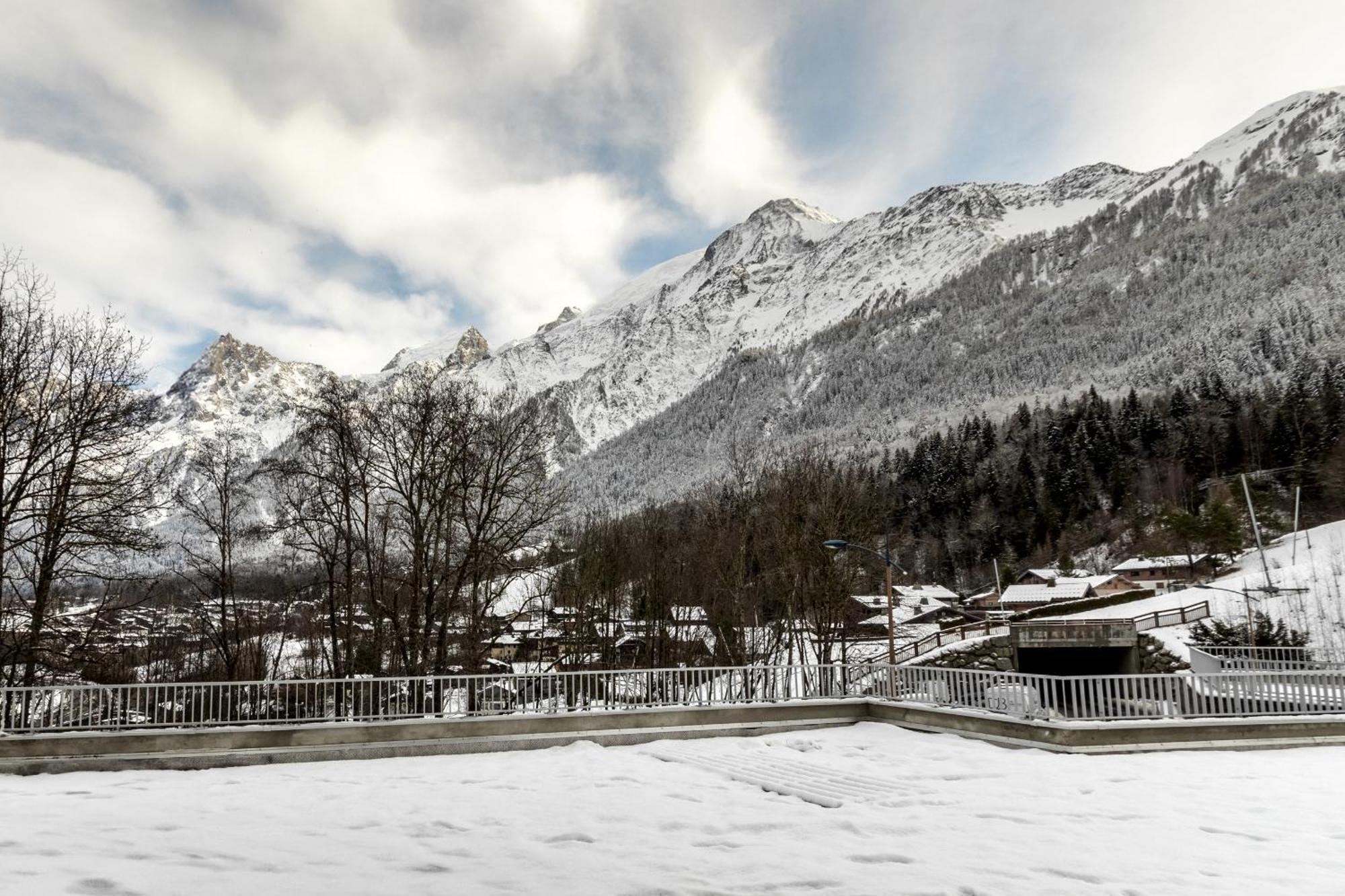 The Bear Apartment Les Houches Bagian luar foto